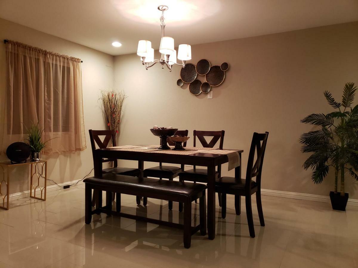לאס וגאס Beautiful 3 Bed/2 Bath Cozy Get Away Home מראה חיצוני תמונה