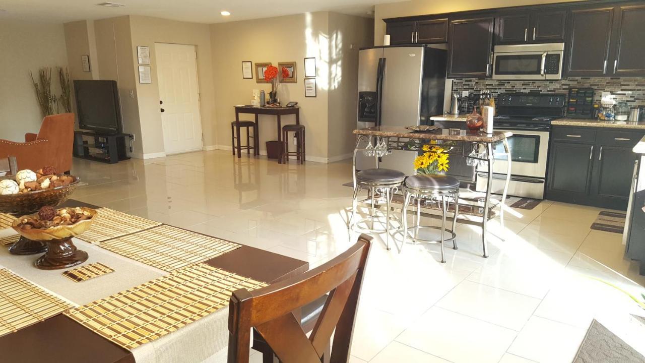 לאס וגאס Beautiful 3 Bed/2 Bath Cozy Get Away Home מראה חיצוני תמונה